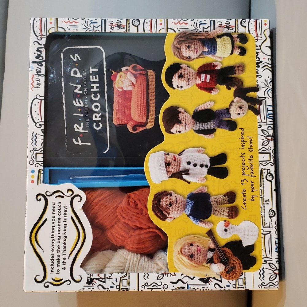 FRIENDS the television series Crochet Kit NWT